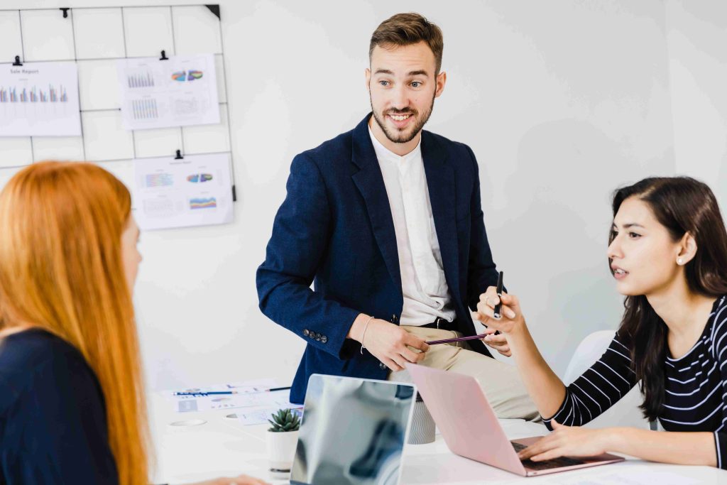 How to Identify the Best Consultant in Dubai for Your Global Plans