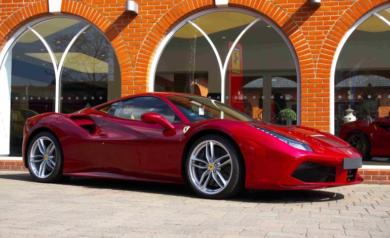 TO MAKE YOUR TRIP EASIER, RENT A CAR IN DUBAI