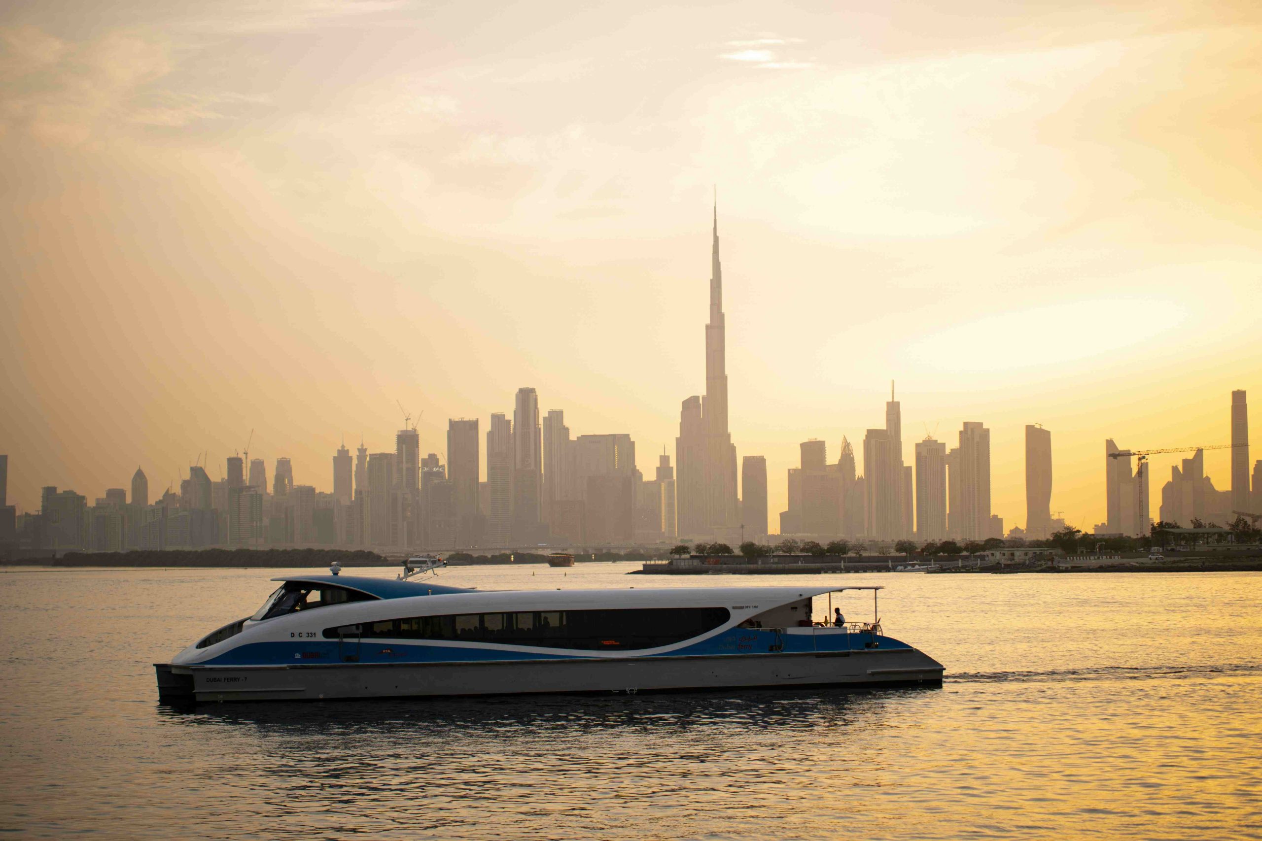 Reimagine Wellness with Luxury Yacht Charter Dubai