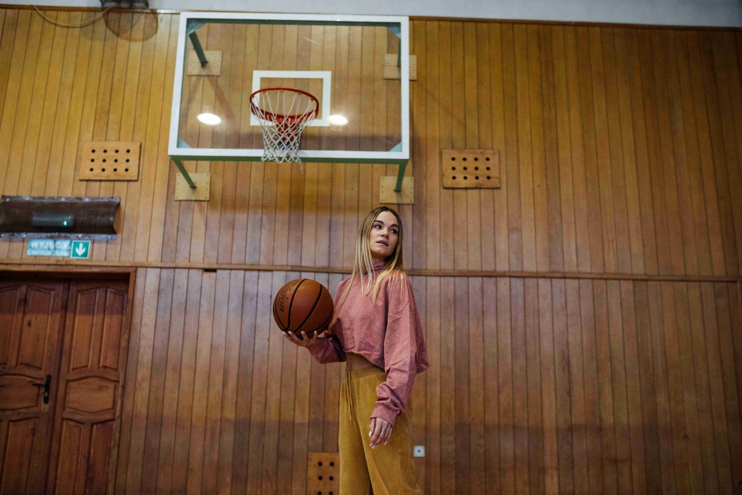 The Key Design Elements Behind a High Quality Basketball Court Indoor